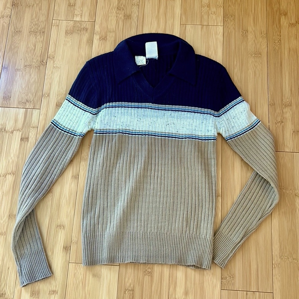Vintage ‘70s Retro Sweater V-neck Striped